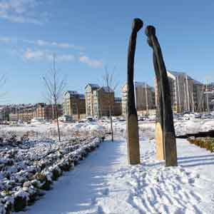 Payments online are easy with PayPal | view of match statues in the snow